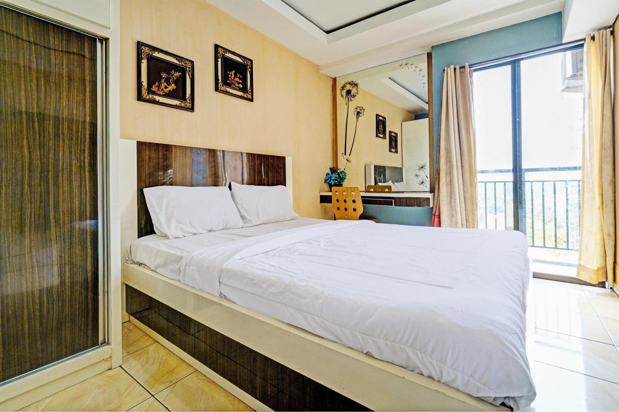 Oyo Life 93170 Apartement Gateway Cicadas By Mr Pro Bandung Buitenkant foto